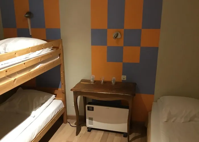 La Chataigneraie 2* Uzer (Ardeche)