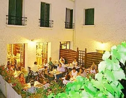 La Chataigneraie Uzer (Ardeche)
