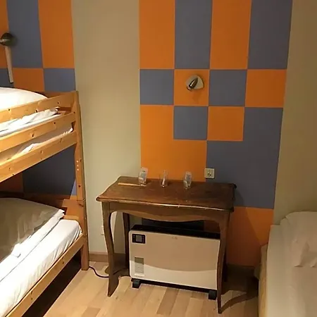 La Chataigneraie 2* Uzer (Ardeche)