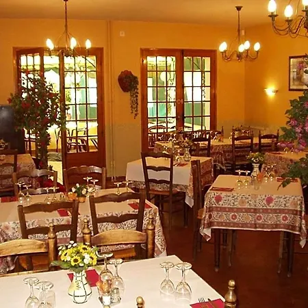 La Chataigneraie Hotel Uzer (Ardeche)